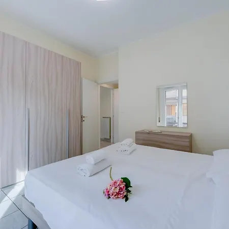 Apartment White Flower 250mt From Sea - Happy